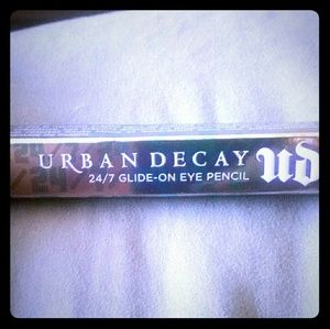 Urban Decay 24/7 Glide-On Eye Pencil -- OIL SLICK